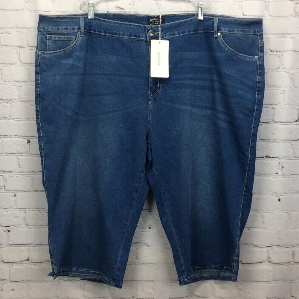 BloomChic Denim Capri Jeans Women's Plus Size 30 Blue High Rise Stretch Festive